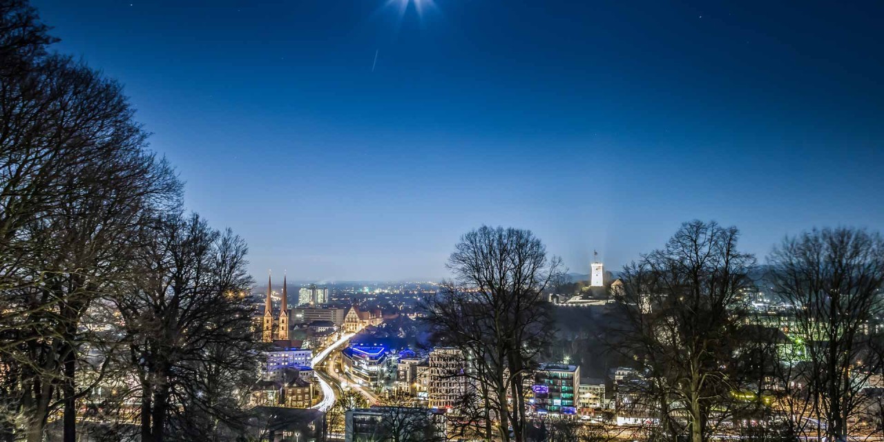 Bielefeld Nordrheinwestalen Ostwestfalen Deutschland Germany Fullmoon- Photography by Christian Janzen