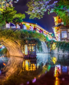 Lijiang-Old-Town-Dayan-Yunnan-China-River-Alley-Spring-Water-Labyrinth-Venice-of-China-Bridge